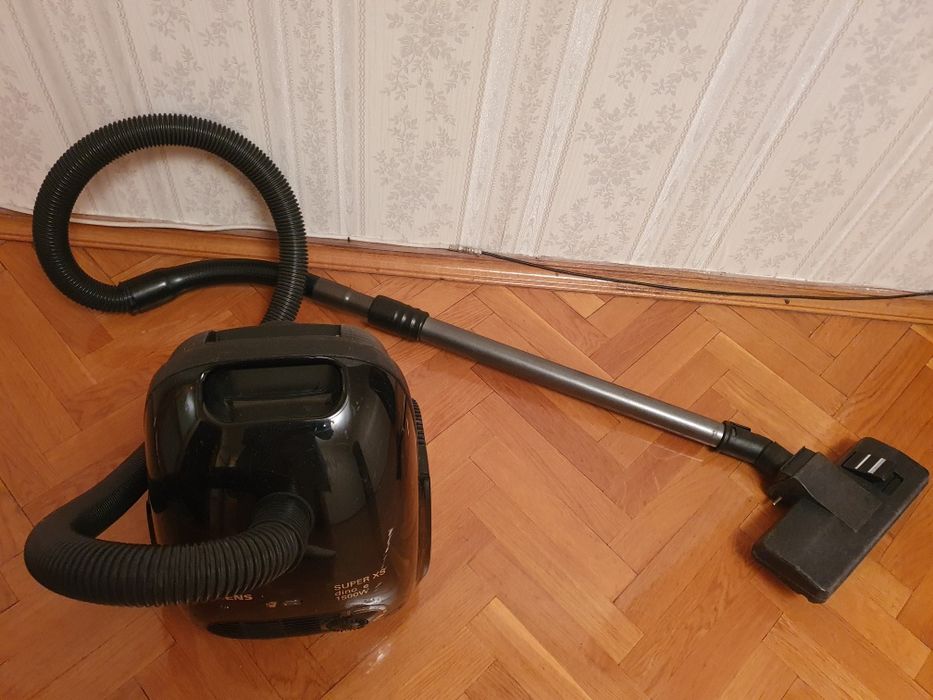 Продаю пилосос Siemens б/в на деталі