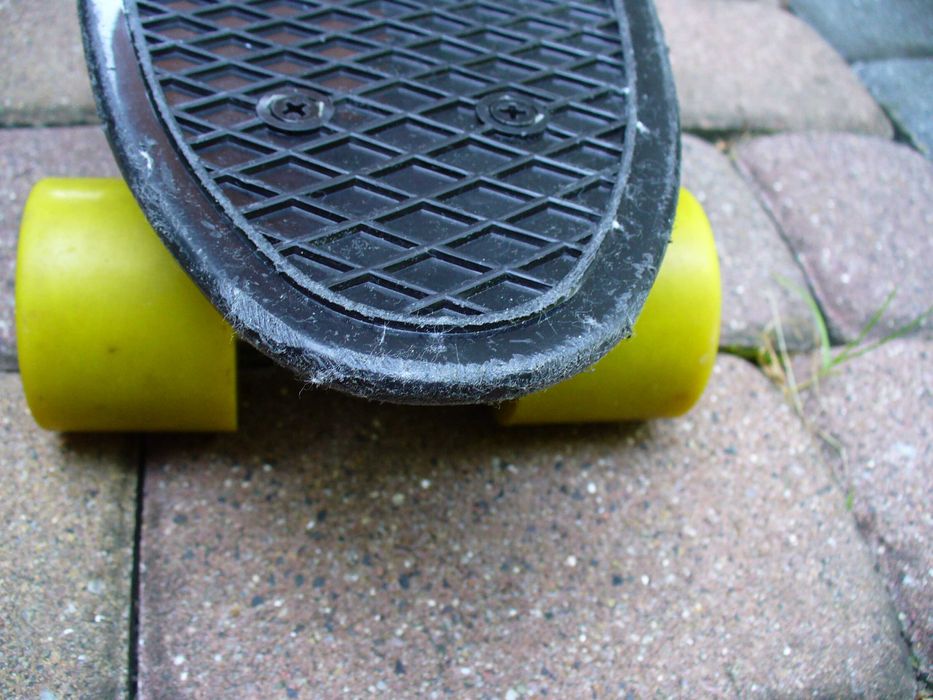 Deskorolka fiszka Cool Slide YOLOS PW-506 CZARNA 20-50kg STAN BDB -