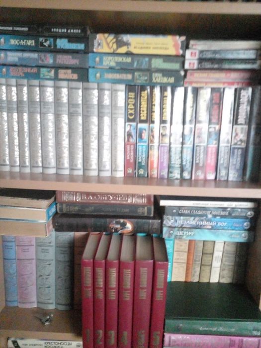 Говард Филлипс Лавкрафт. Курт Воннегут в 5томах. Фантастика