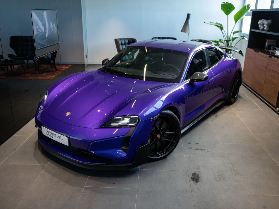 Porsche Taycan Turbo GT Weissach