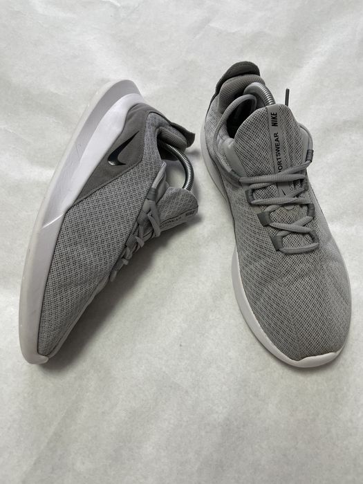 Nike кросівки 43-44