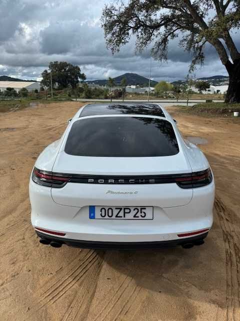 Porsche Panamera 4 E-hybrid Full