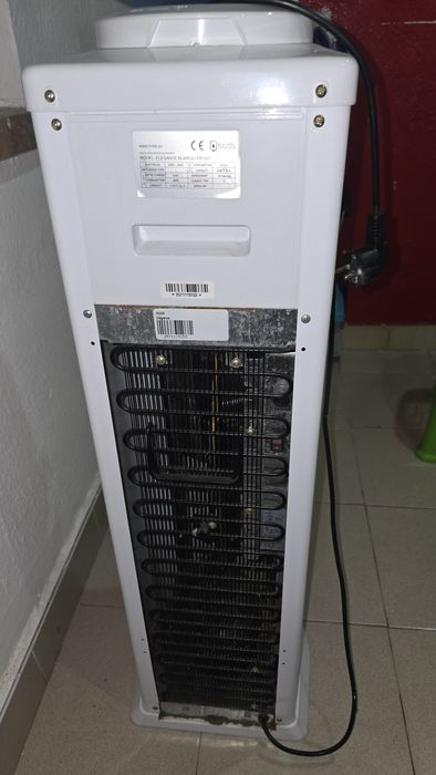 Bebedouro, ótimo estado