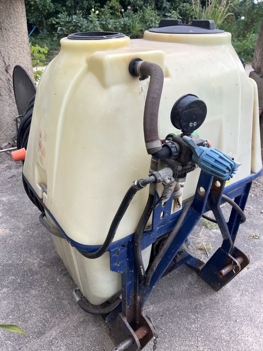 Pulverizador stargric 200 litros