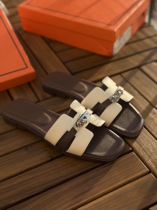 Тапочки Hermes , босоножки