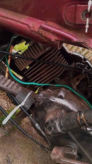 Продам мопед suzuki adress 100