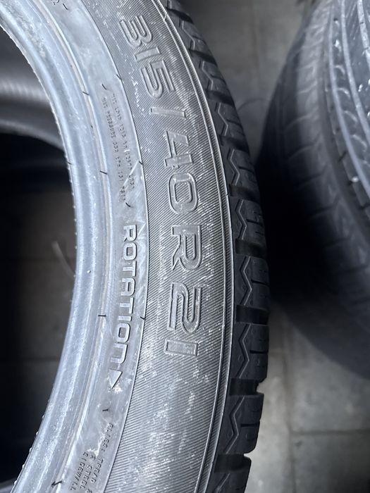 Шини резина 315/40/21 + 275/45/r21 Nokian разноширокий комплект зимні
