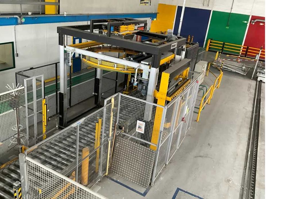 Owijarka palet Octopus 1800 -przykryw -unoszenie automatyczna