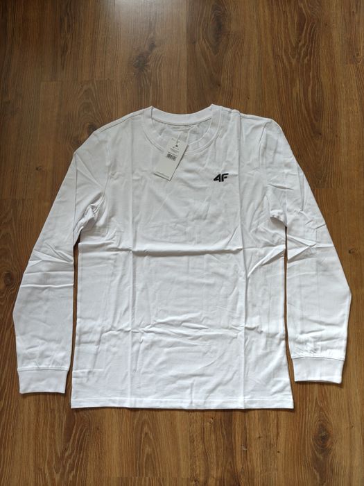Longsleeve męski biały rozmiar M z małym czarnym logo 998