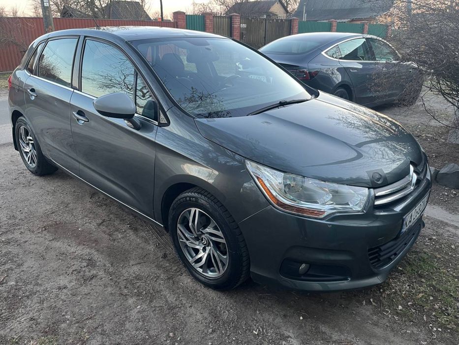 Citroen C4 продам