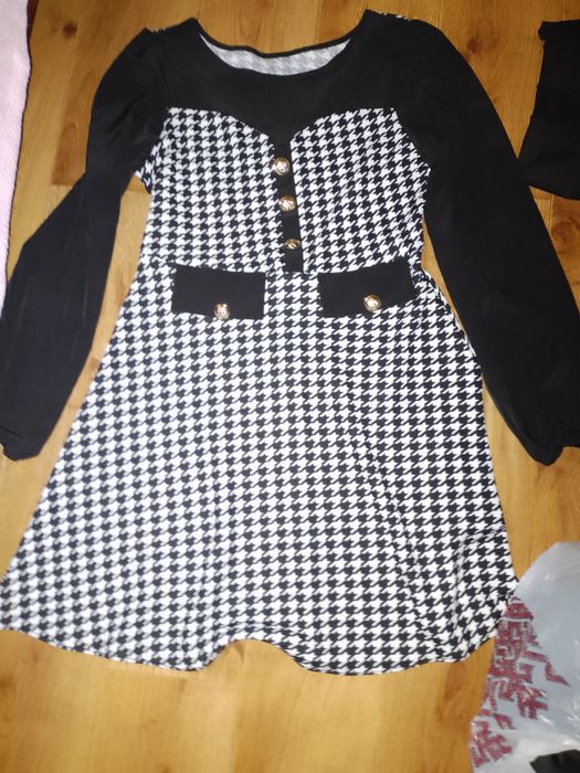 Ввідам ,відправлю речі безкоштовно,розміри М Л