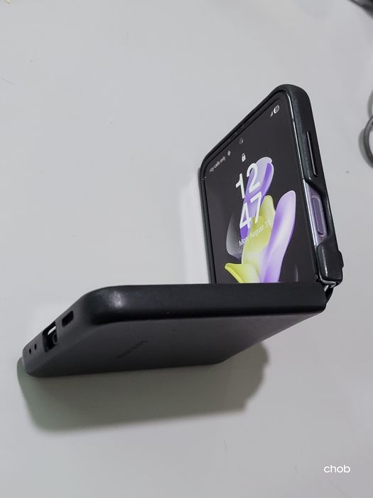 Samsung Galaxy Flip4