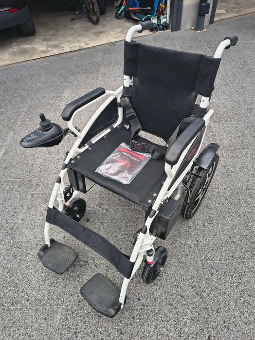 Wózek inwalidzki elektryczny ANTAR AT52304