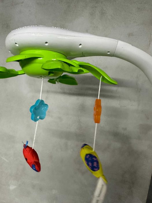 zabawka wisząca dla dziecka