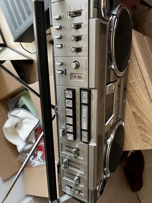 Radiomagnetofon Sharp GF 9292X