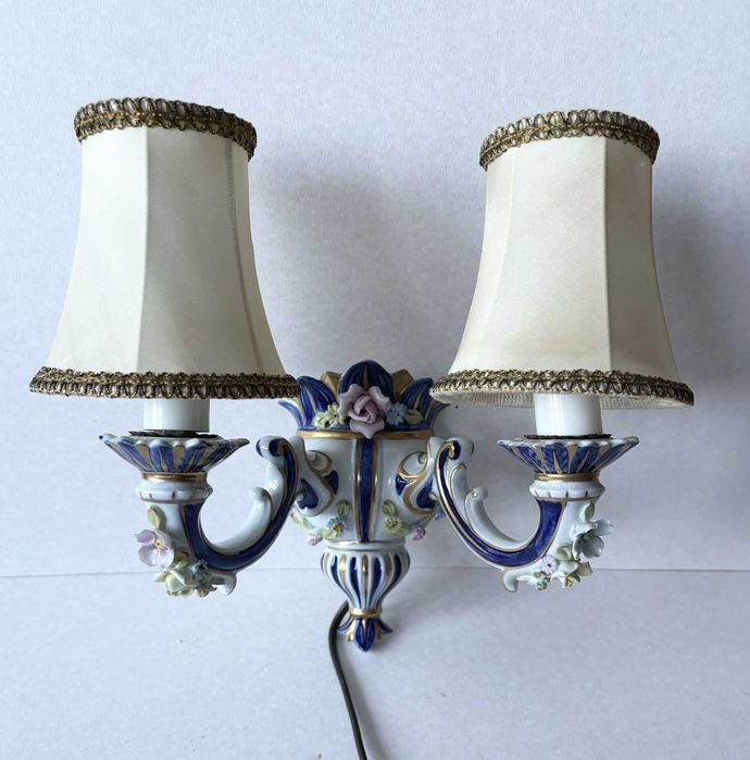 Piękny porcelanowy kinkiet Capodimonte?