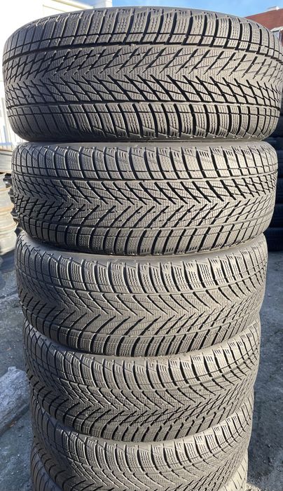 Opony zimowe 215/70R16