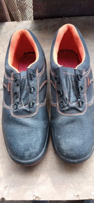 Рабочие  туфли..