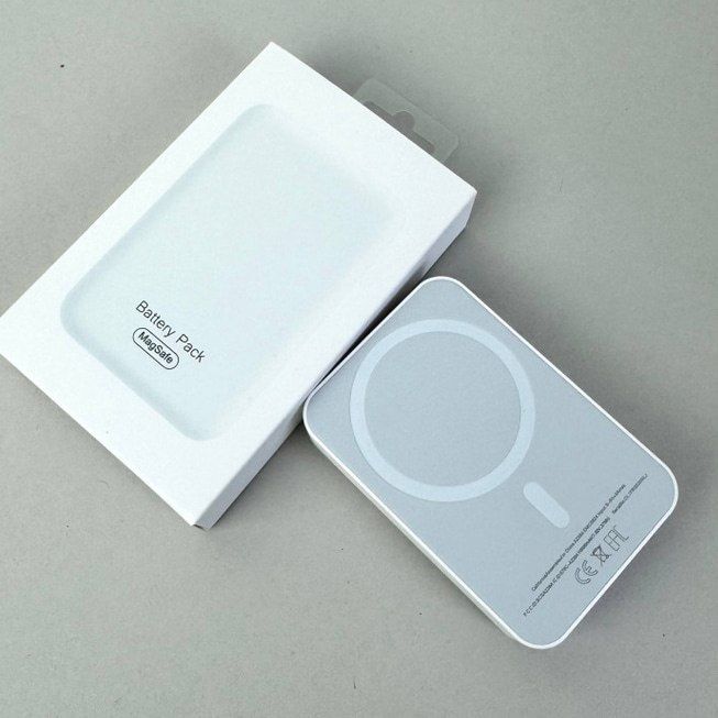 Продаю повербанк “MagSafe” на 10000 міліампер годин