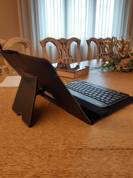 iPad Air 2 64 GB (Ótimo estado) + Capa com teclado