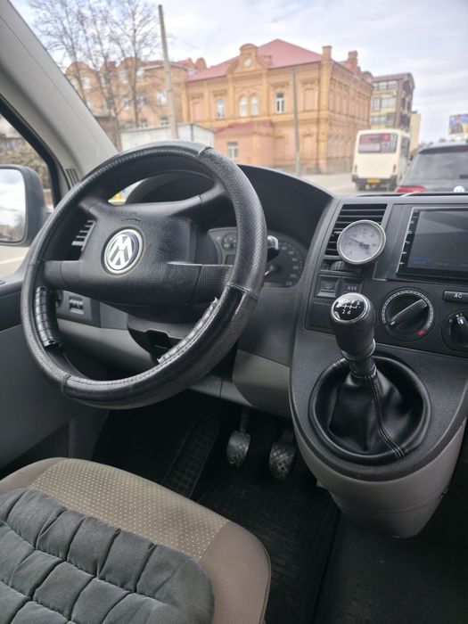 Volkswagen Т5 в Кропивницькому!Ціна вказана в національній валюті.