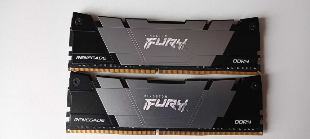 4200грн (за 2шт)

Оперативна пам'ять DDR4 2x8Gb Kingston Fury

Частота