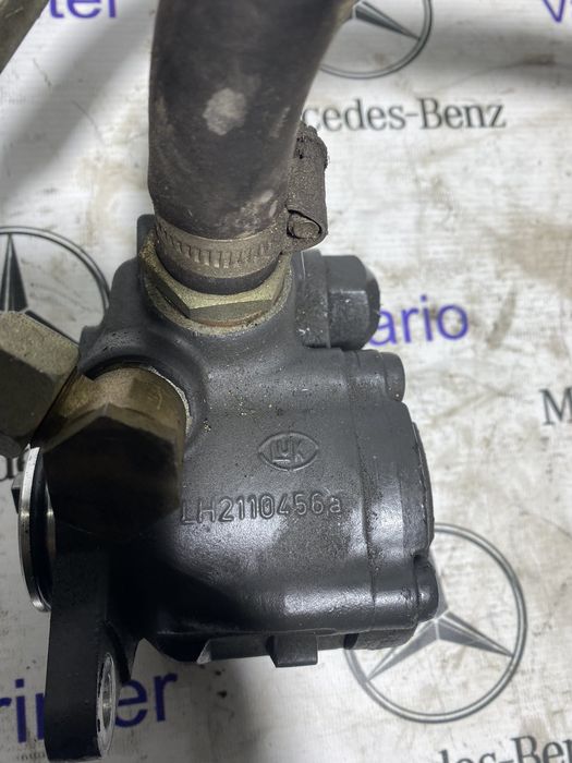 Насос ГУРа,гідропідсилювач Mercedes Vario 4.3