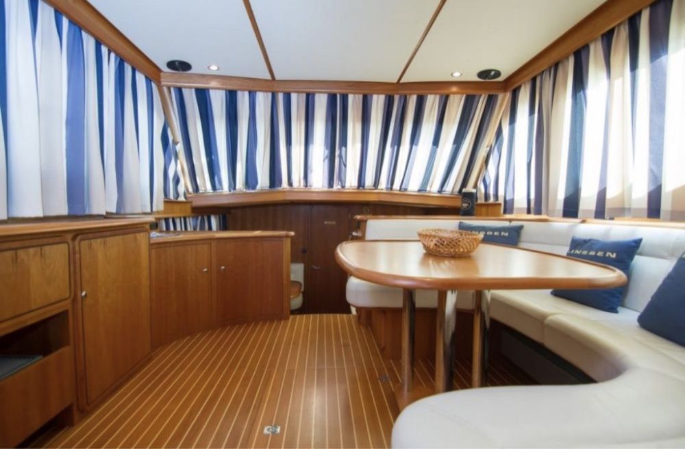 Яхта Linssen 43