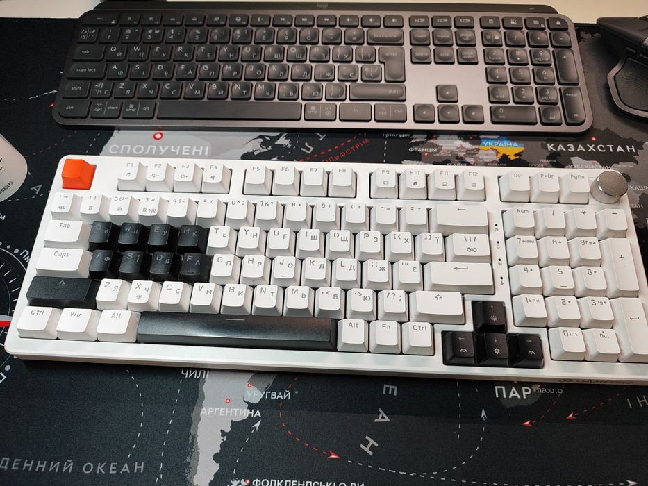 GamePro MK170W механічна клавіатура з змінними кейкапами