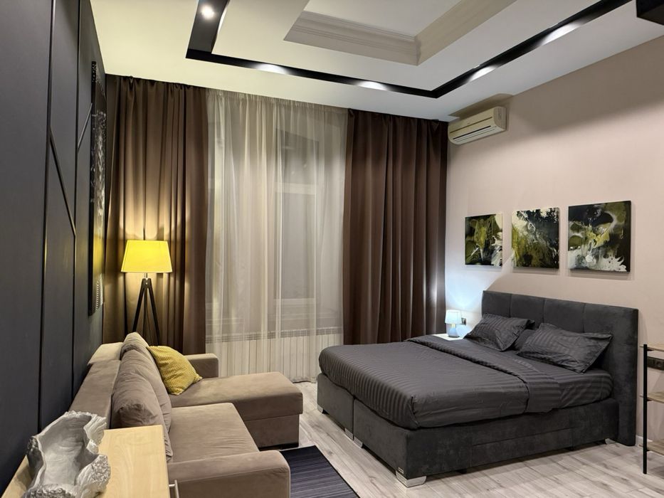 Люкс - ДВІ спальнІ  МЕТРО Хрещатик Лютеранська 3