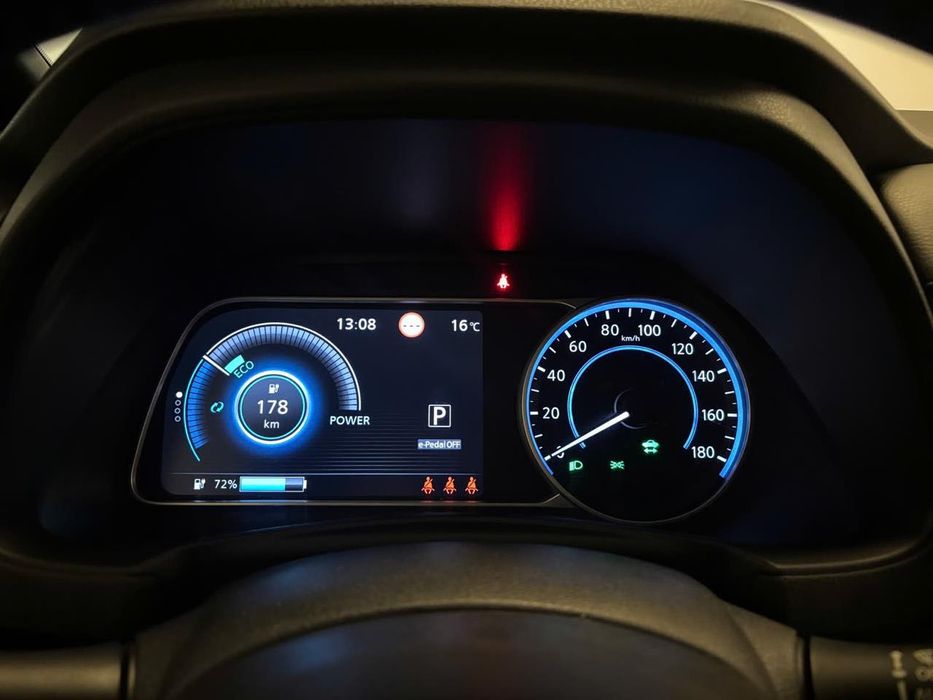 Nissan Leaf 2018 року з Європи