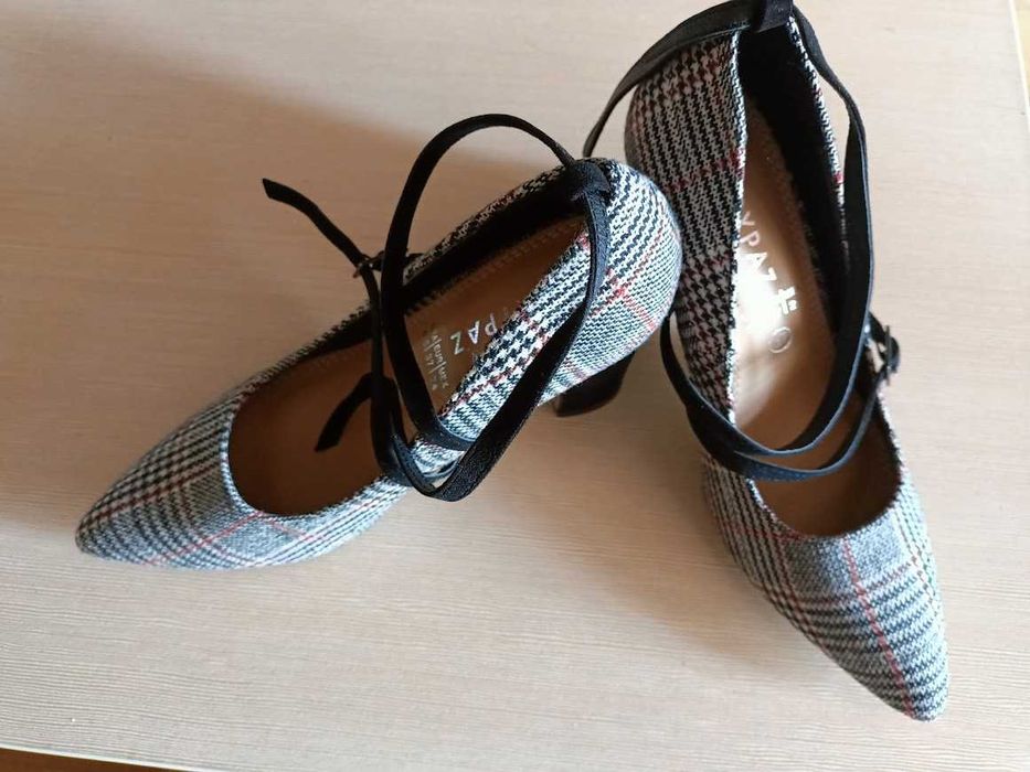 Чудові туфлі від Marypaz 37 р
