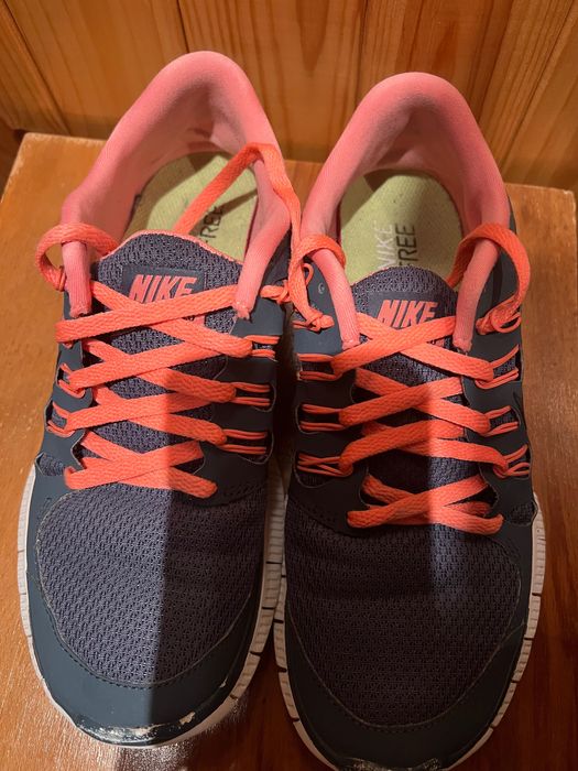 Кросівки жіночі Nike Free Run 5.0 39 розмір у відмінному стані