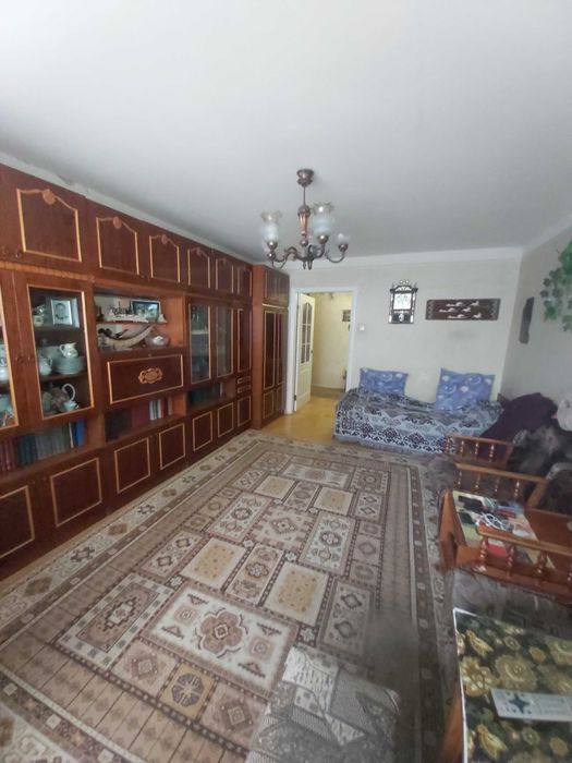 Продаж 3-х кімн. квартири Левка Лукьяненка 18,  біля М Минська