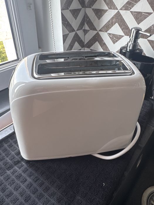 Toster Vesta ETM01