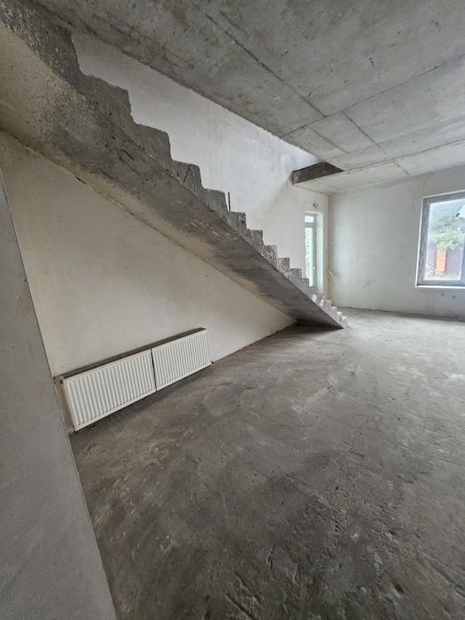 Таунхаус 211м2 52000$ 3 сотки