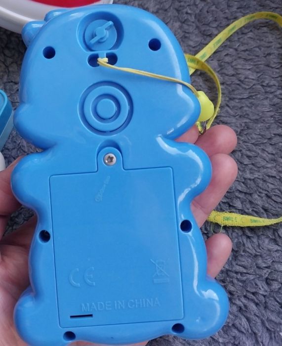 Музичний телефон Пінгвін Голодні бегемоти гра