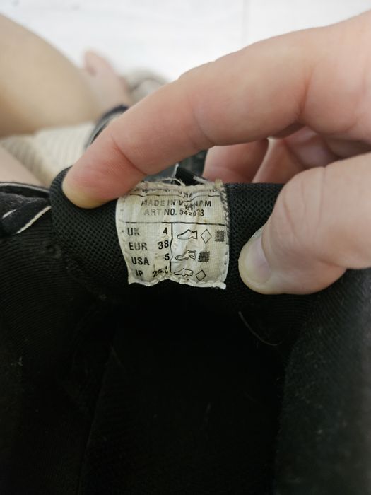 Чорні кросівки Balenciaga track 38
