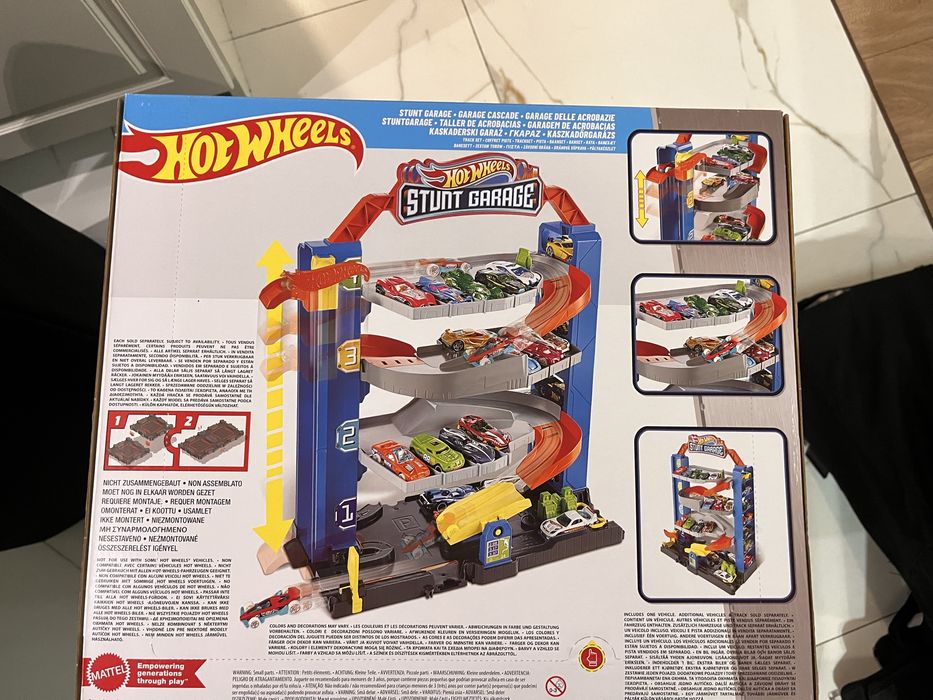 Hot wheels Stunt Garage Garaż