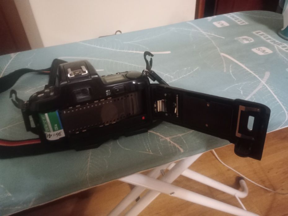 Aparat Nikon AF F-601