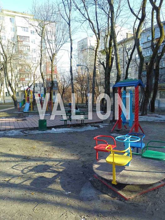 Продаж 3-х квартири 58м2 Вацлава Гавела 5