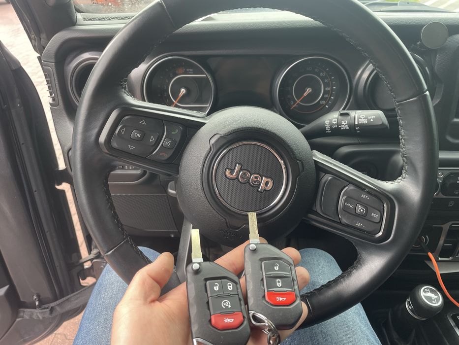 Ślusarz, awaryjne otwieranie samochodów, aut i domów Szczecin