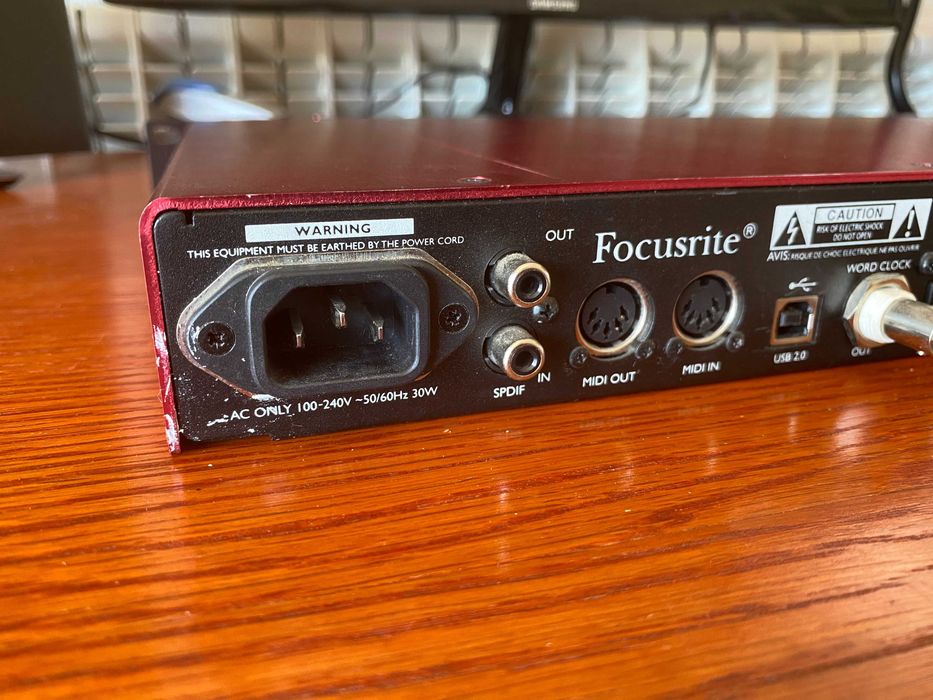 Focusrite Scarlett 18i20 1.ª Geração — Interface de áudio USB