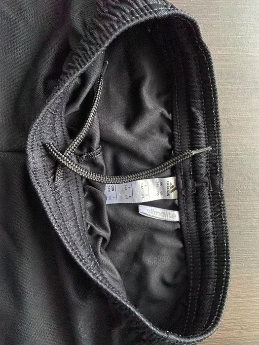 Spodenki adidas do piłki nożnej czy ćwiczeń rozm 128