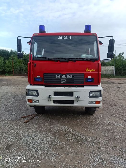 MAN L2000  straz pozarna 4x4 3000l