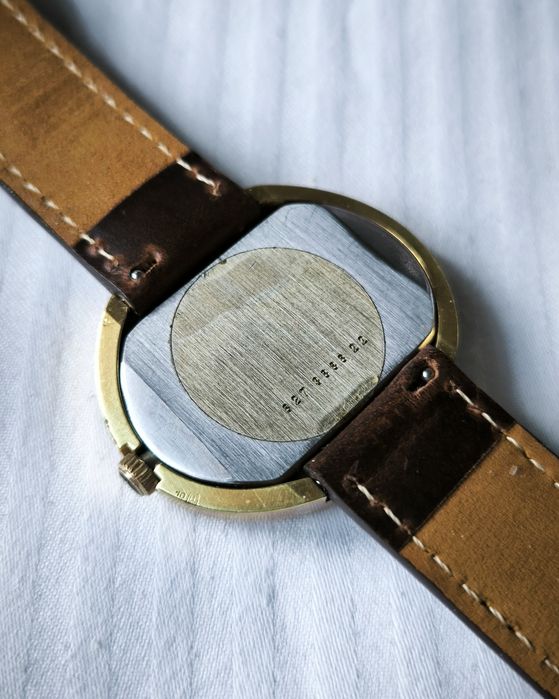 Certina 39mm Elipsa