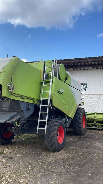 Claas Tucano 470