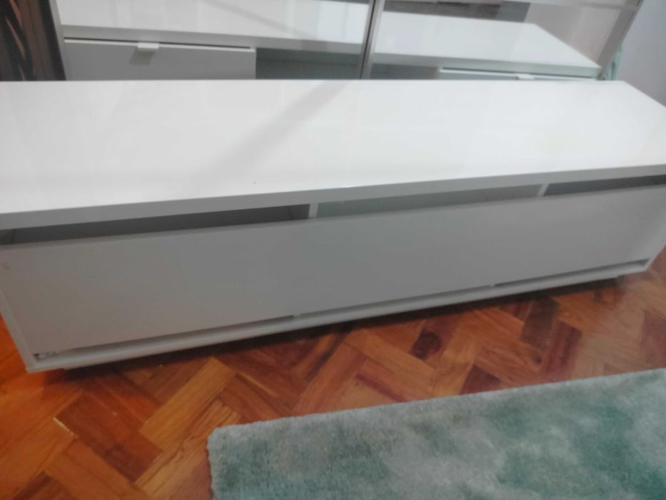 Móvel TV branco