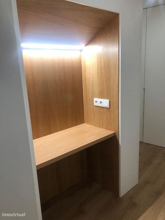 Apartamento T2 c/ terraço e churrasqueira no Centro de Braga.