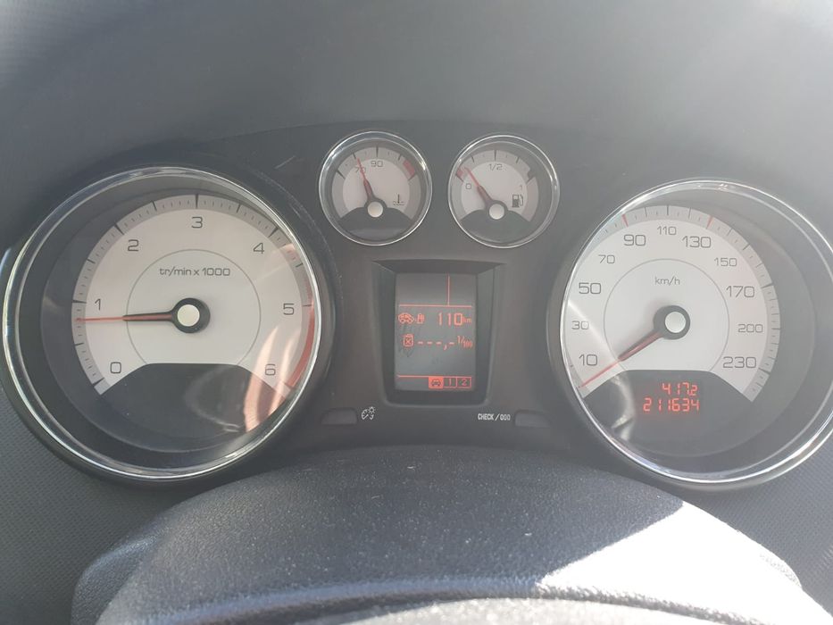 Peugeot  308 SW 1.6 Hdi  7 lugares